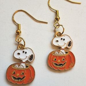 Handmade Peanuts Charlie Brown Halloween Pumpkin Snoopy Earrings
